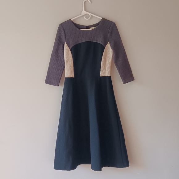 Boden Fit & Flare Dress Colorblock Ivory Black Grey Gold Textured Size 6 Long - Picture 12 of 12